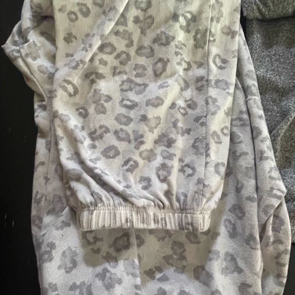 Sweatpants bundle - Picture 4 of 4